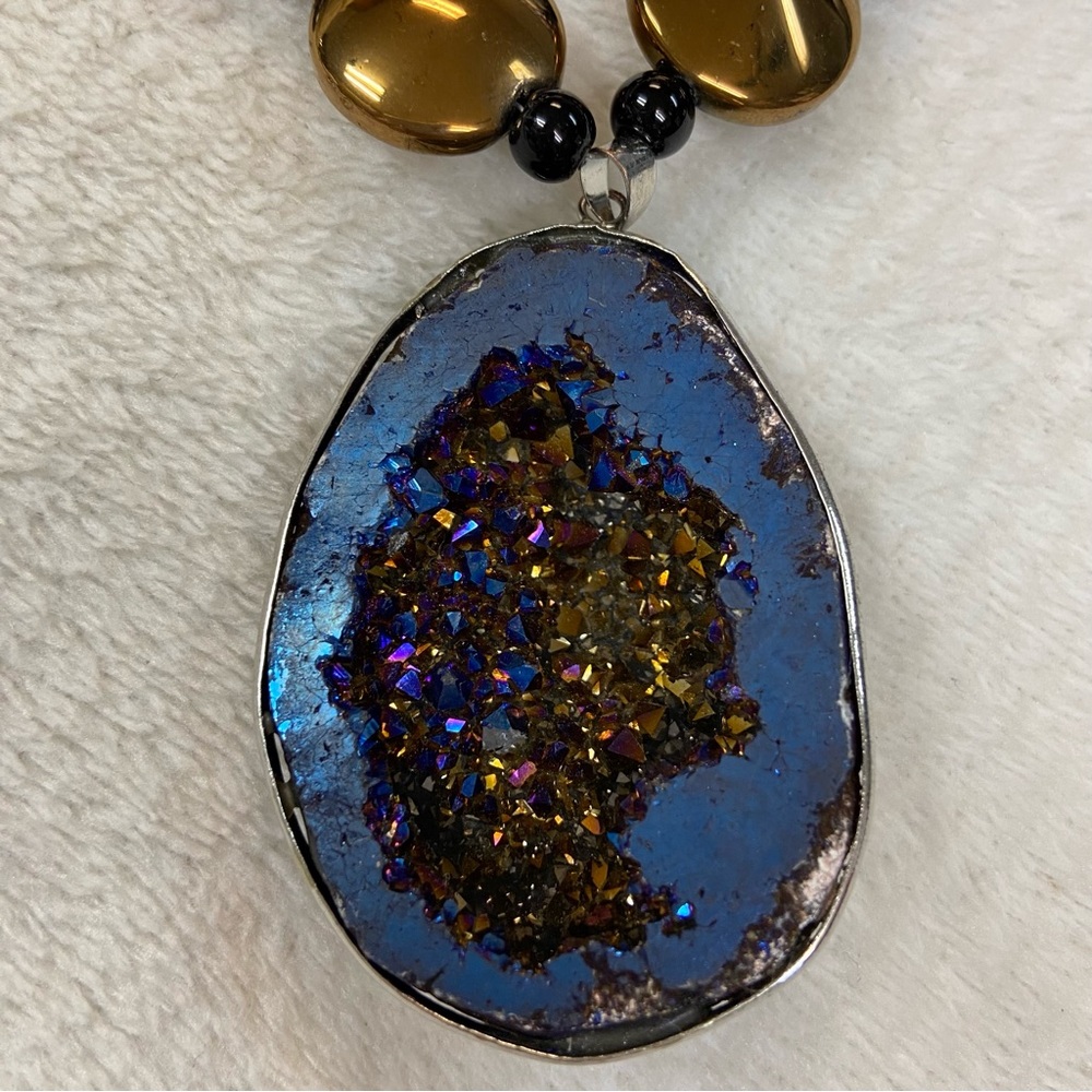 Geo Necklace with Crystals and discs